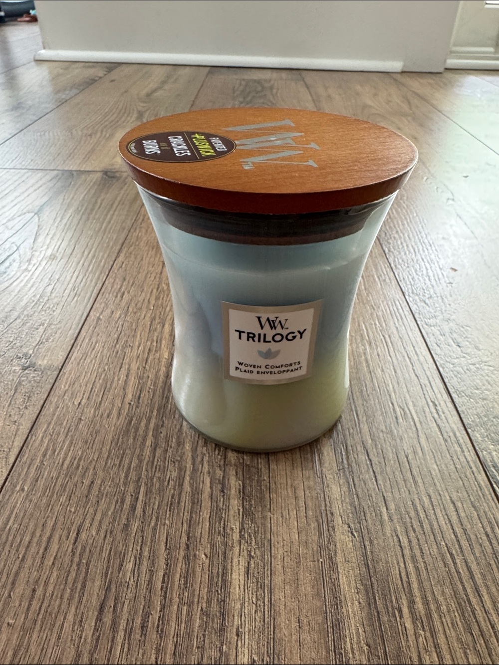 Woodwick Trilogy Woven Comforts Scented Candle with Wooden Lid